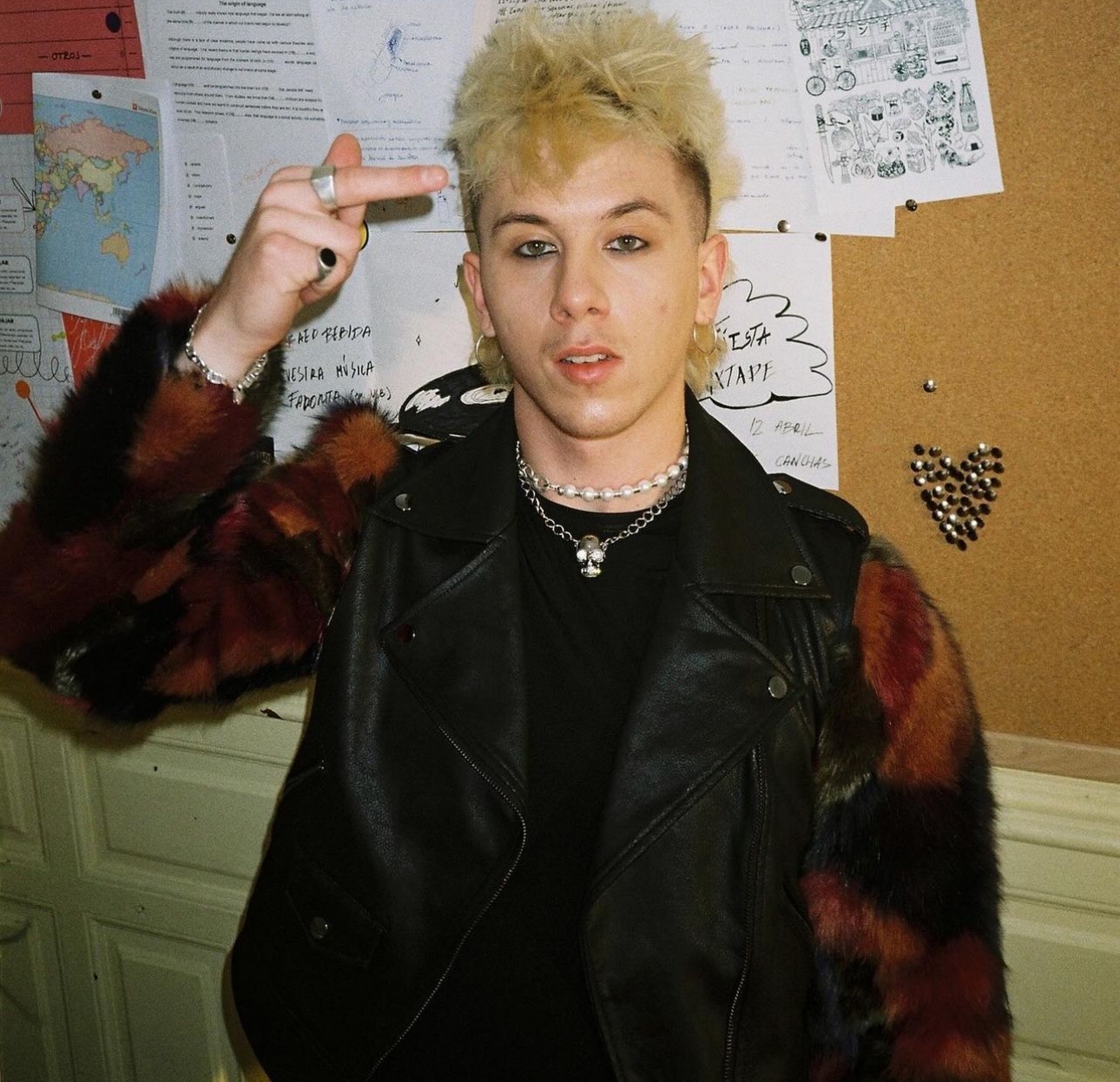 Entrevista a Walls: "Mola que seas consciente de que has hecho una mierda de canci&oacute;n"