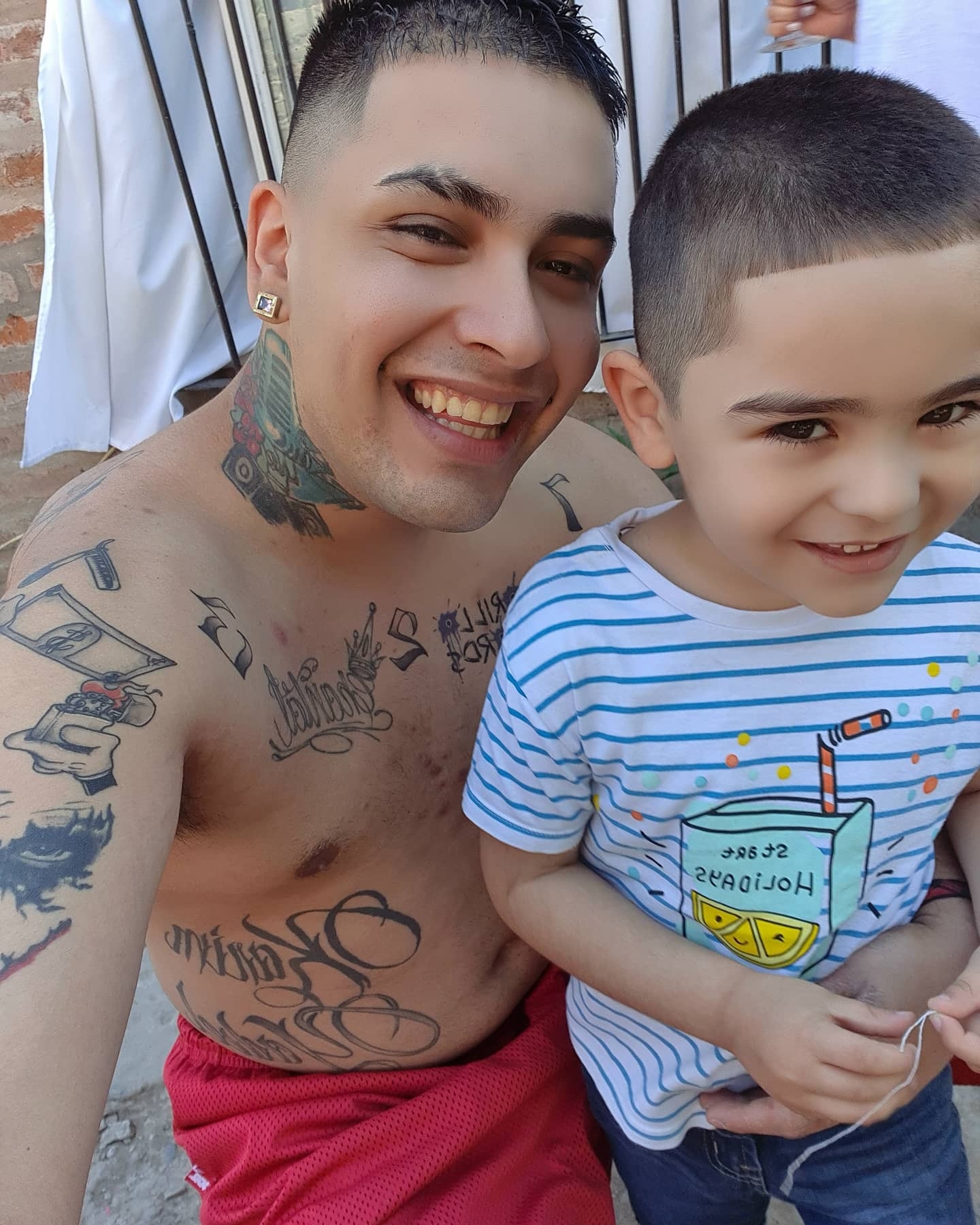 Entrevista a Callejero Fino: "Cuando mi hijo escuch&oacute; la canci&oacute;n que le hice, se puso a llorar"