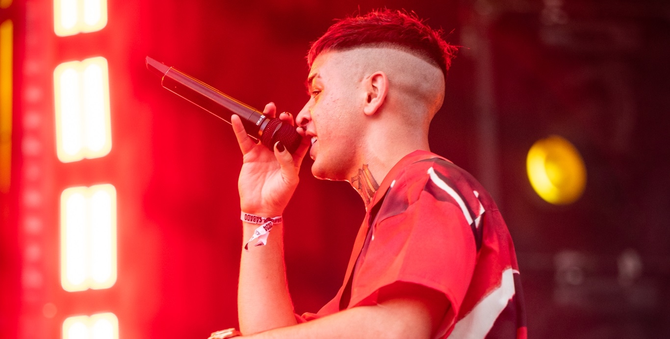 Entrevista a BM en el Lollapalooza Argentina: "Tengo sue&ntilde;o, un cansancio.. Necesito ir ya a dormir"