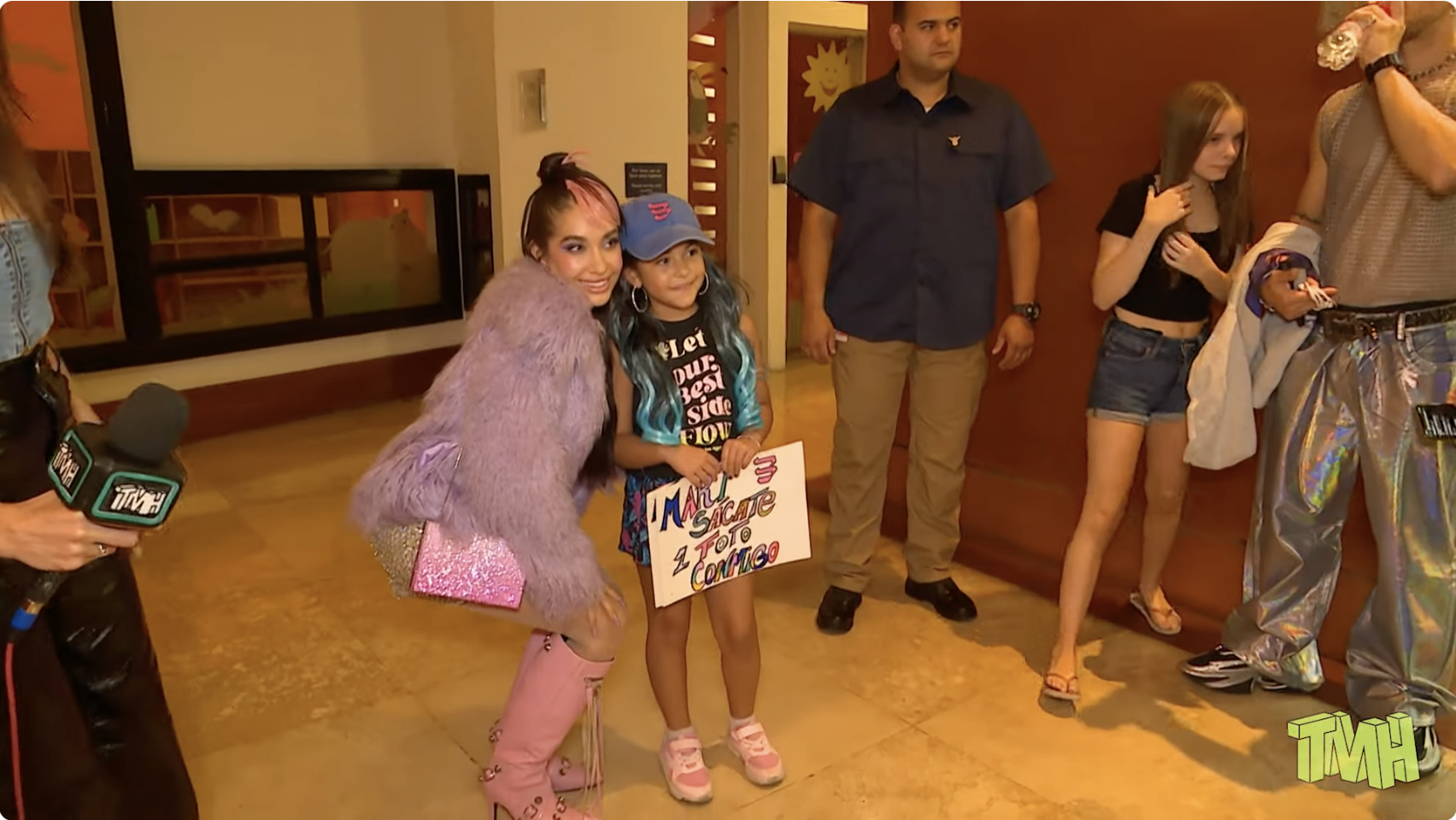 Una fan cumple el sue&ntilde;o de conocer a Mar&iacute;a Becerra y ella responde todo en una entrevista imperdible