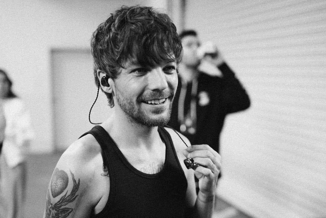 Entrevista a Louis Tomlinson: "En las giras, lo mejor son las historias del p&uacute;blico antes o despu&eacute;s del show"