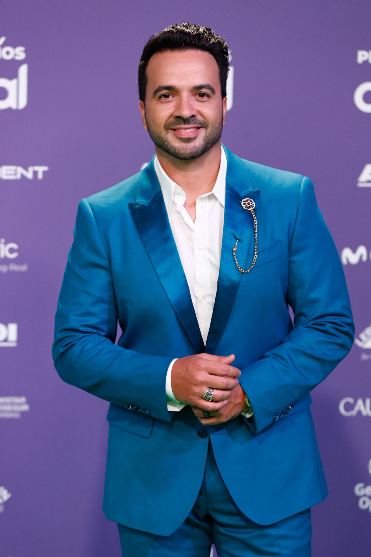 &iquest;Carlos vives cambia a su mujer por Luis&nbsp;Fonsi?