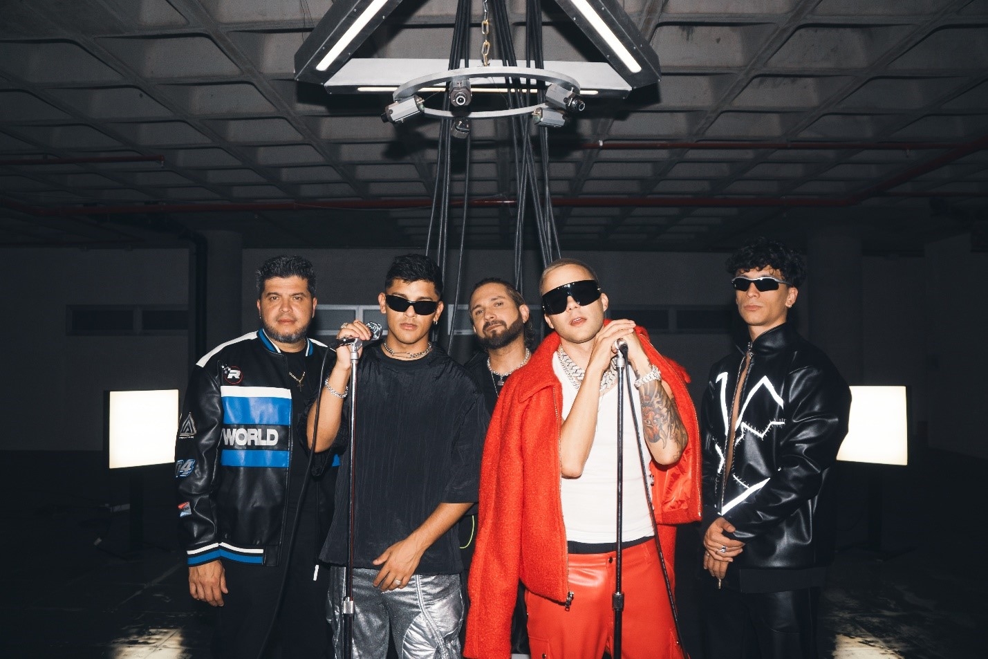 N&iacute;o Garc&iacute;a y Migrantes presentan "Pa’ La Discoteca"