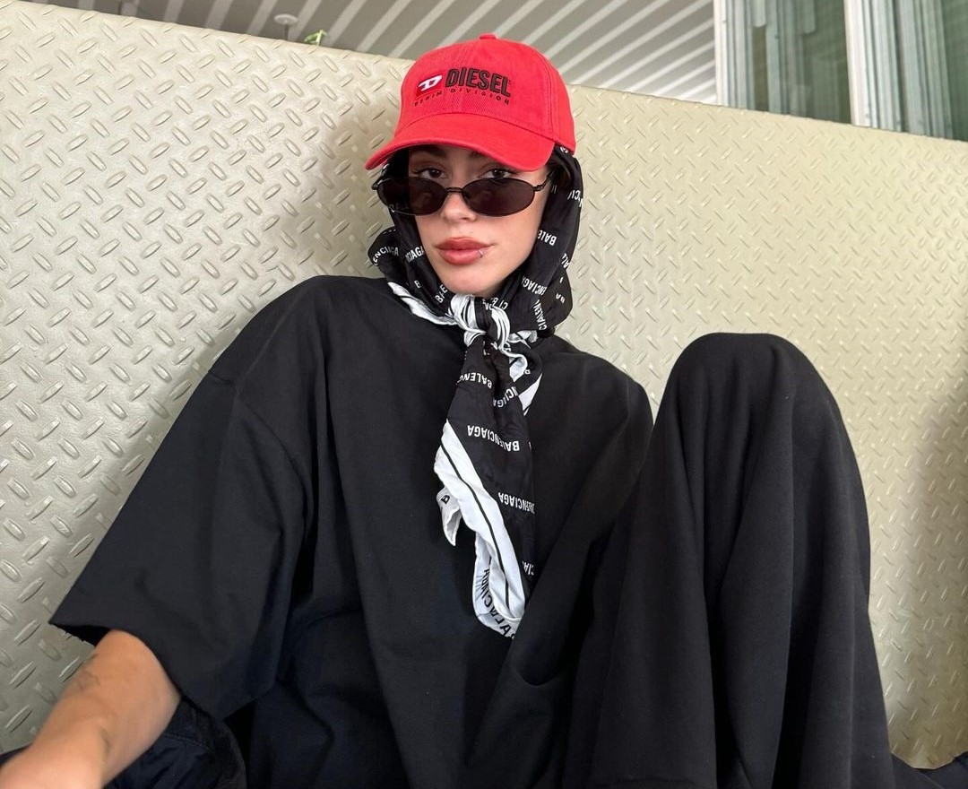 Tini comparte fotos en el rodaje de una nueva serie