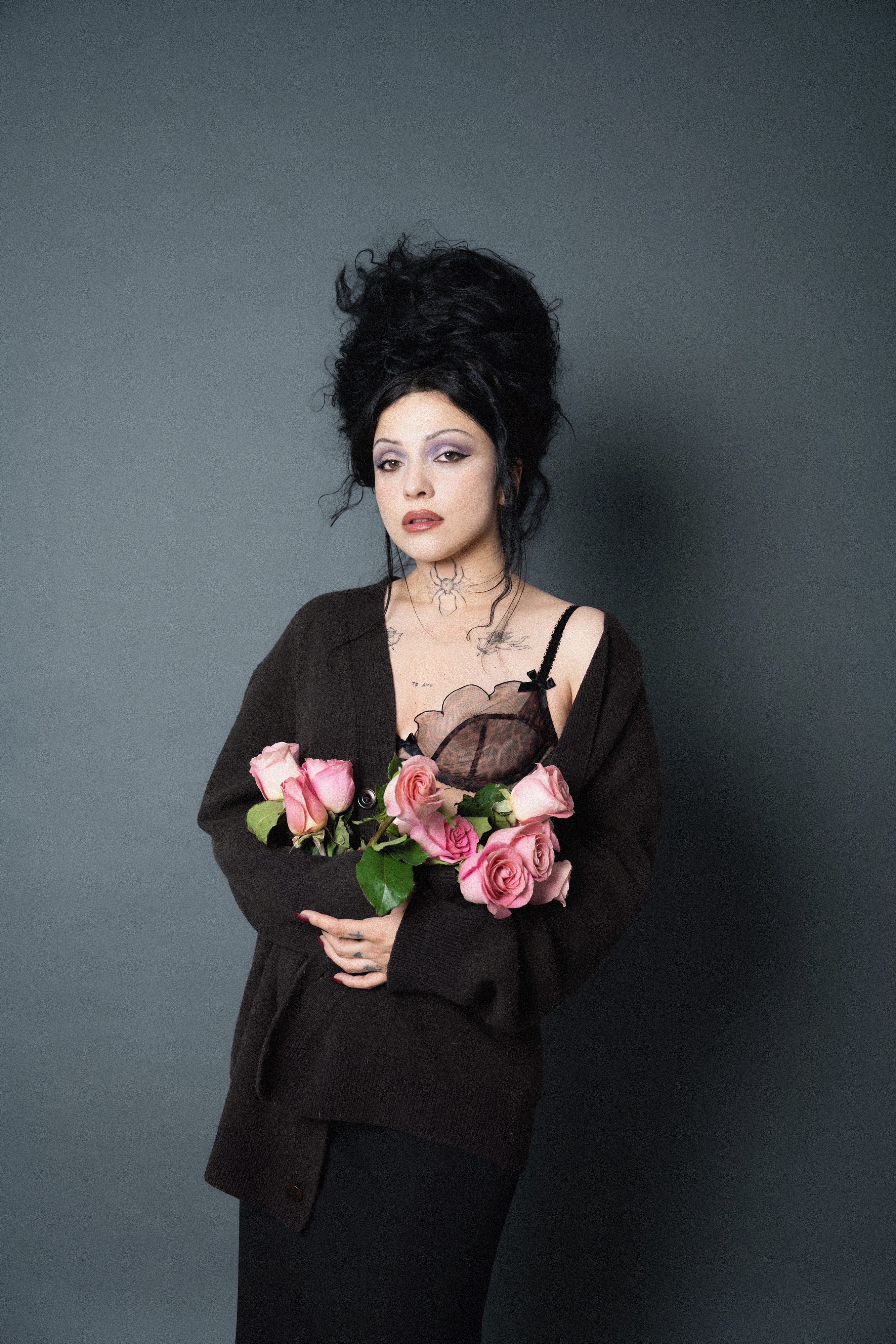 Entrevista a Mon Laferte:"Hace unos a&ntilde;os atr&aacute;s tuve un baj&oacute;n, sent&iacute; ganas de no seguir en la m&uacute;sica"