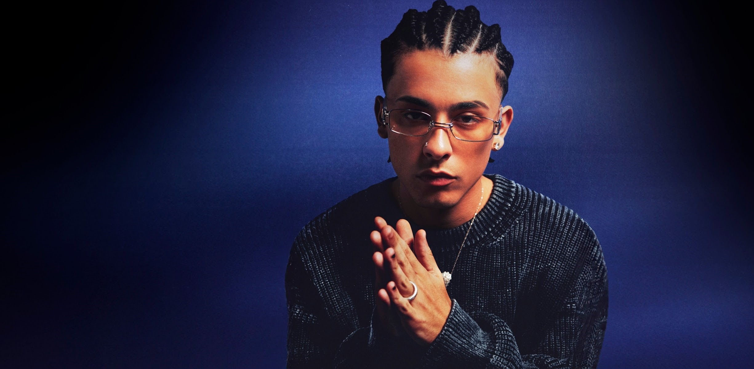 Trueno anuncia la salida del video de "Real Gangsta Love"