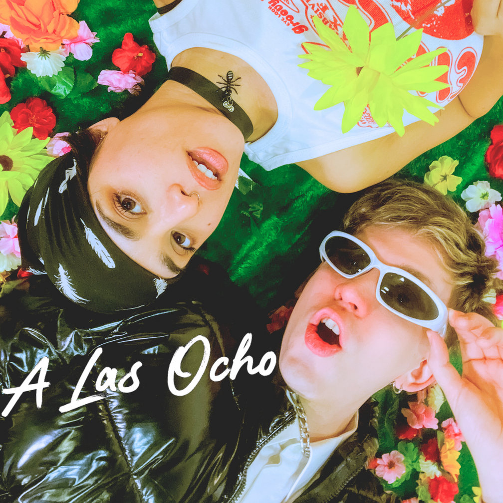 Joan808 y Lady Ant presentan "A Las Ocho"