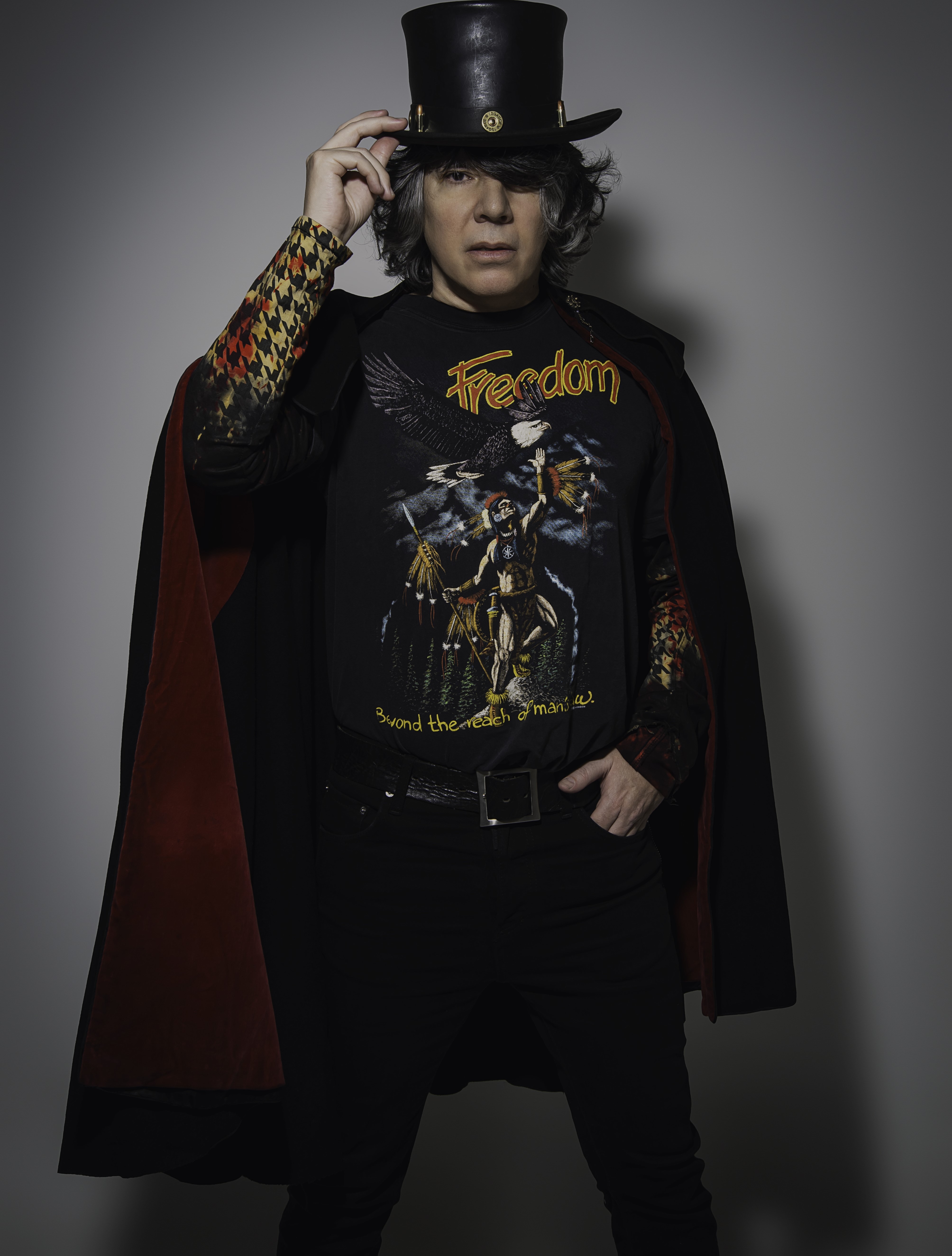 Maxi Trusso presenta "Wicked Game"