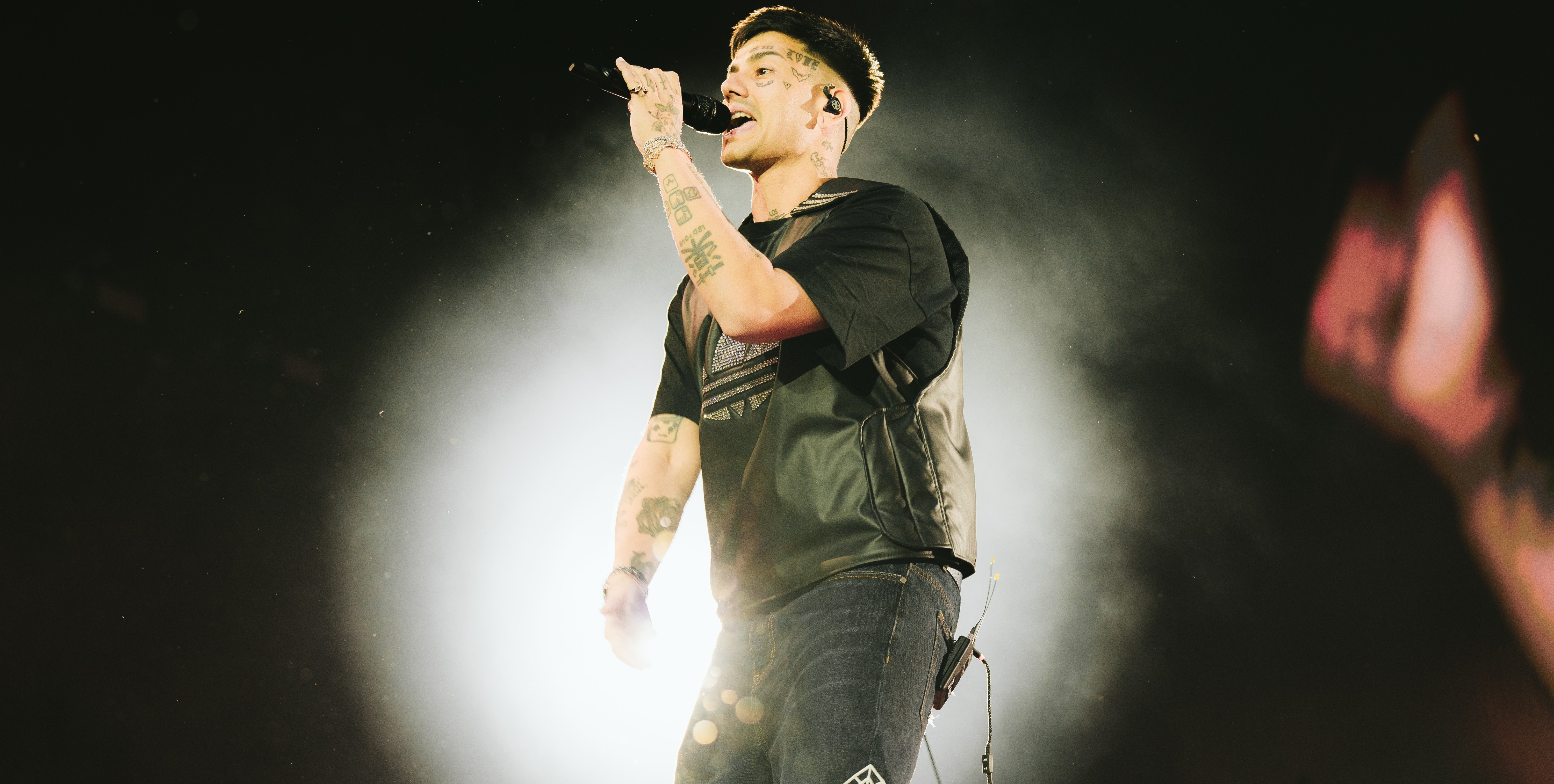 Duki agota 14 shows y expande su AMERI WORLD TOUR