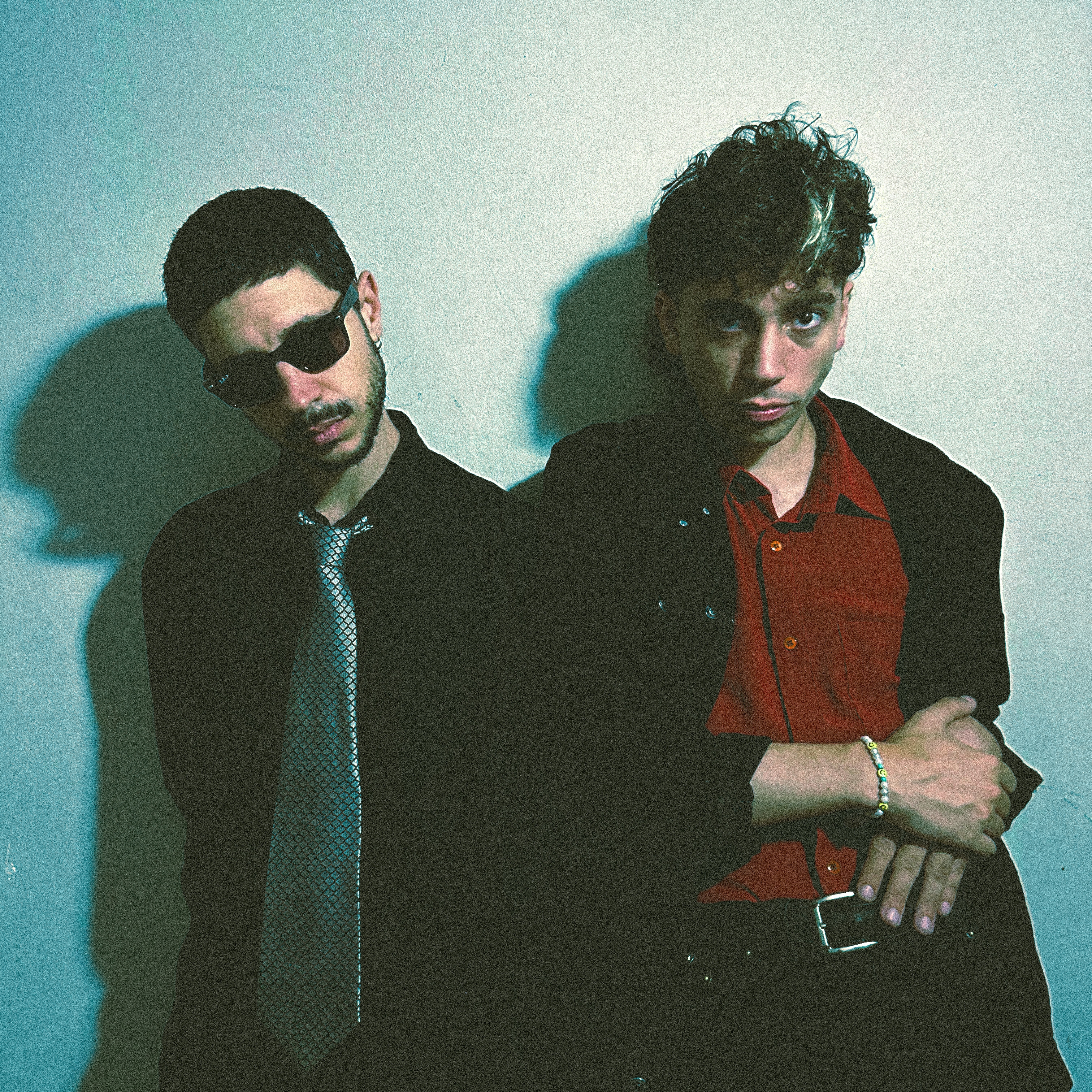 Videotape presenta su nuevo sencillo "La Conexi&oacute;n"