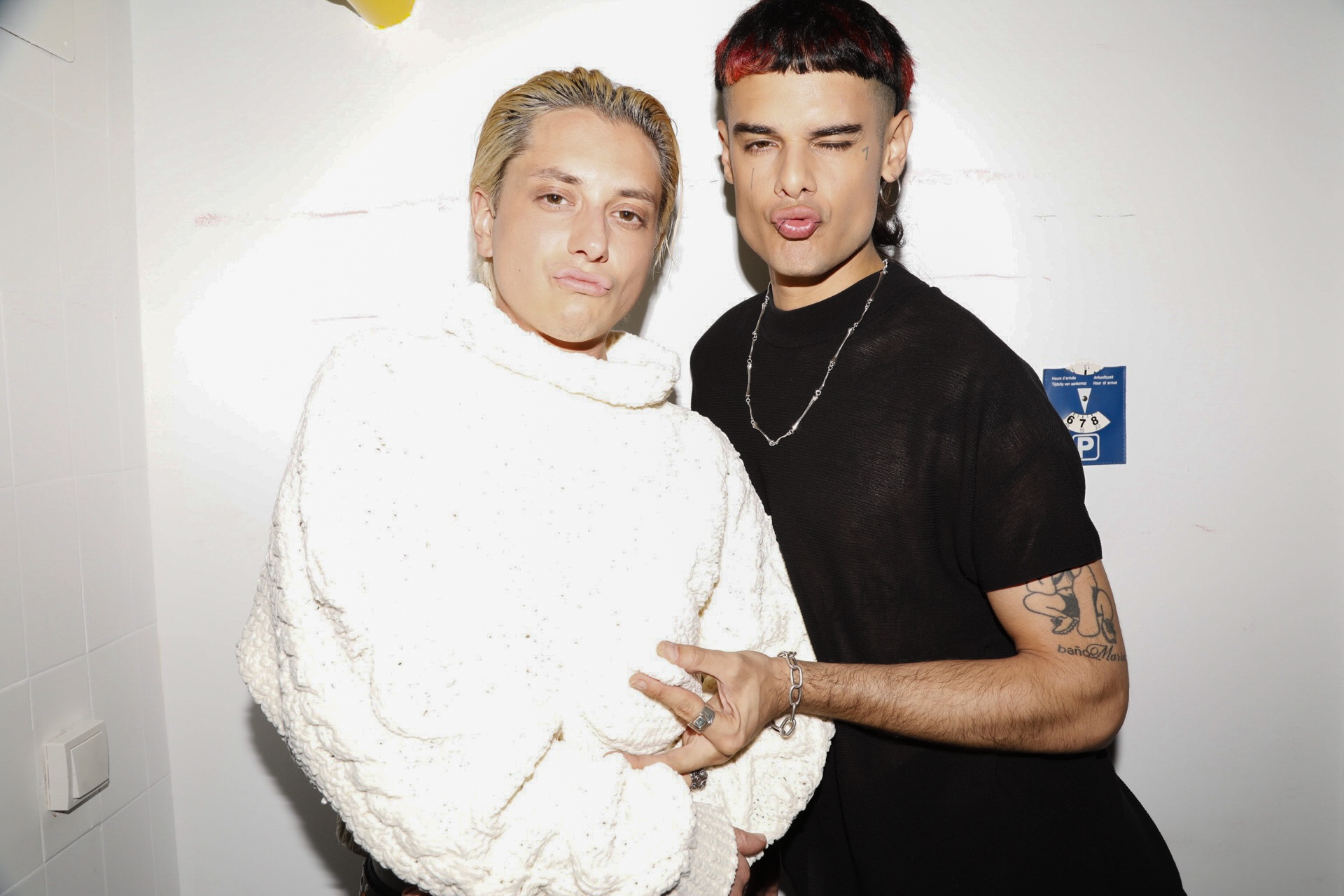 CA7RIEL & Paco Amoroso confirman la fecha de lanzamiento de "Papota"