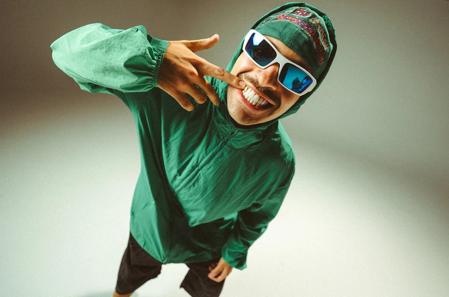 Feid lanza su nuevo sencillo "NOS DESCONOXIMOS"