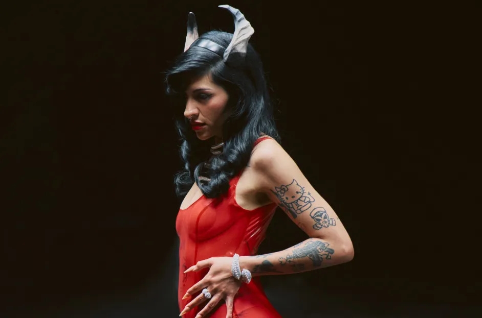 Las declaraciones de Cazzu: &ldquo;El presidente solo insulta a las colegas mujeres&rdquo;