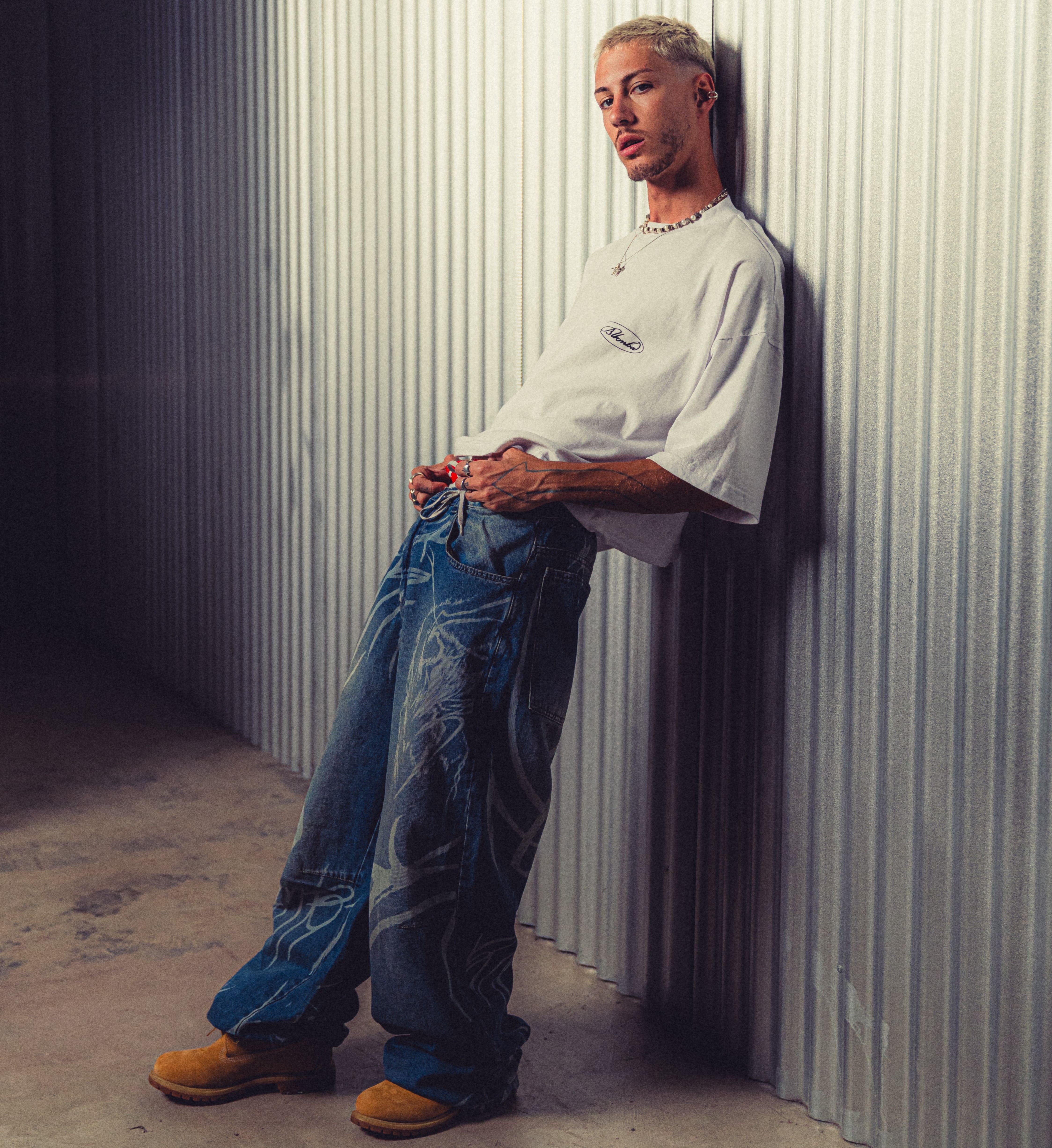 SEVEN KAYNE presenta su primer tour global "TRANSMU7ACION"