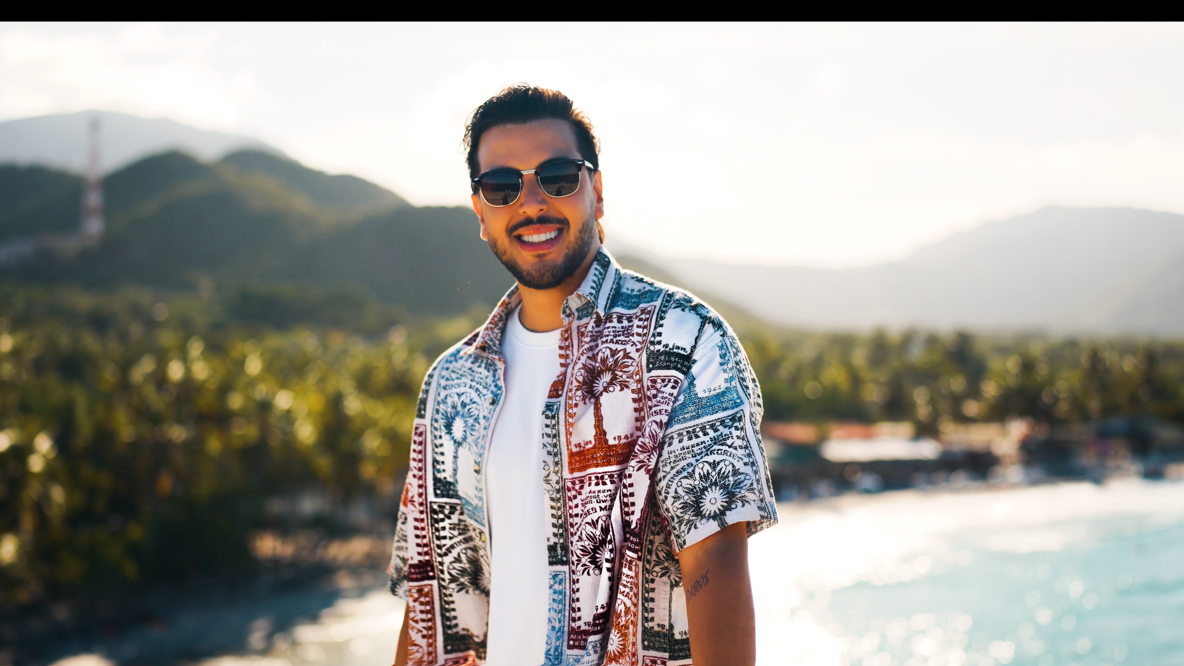 Victor Mu&ntilde;oz lanza su nuevo sencillo