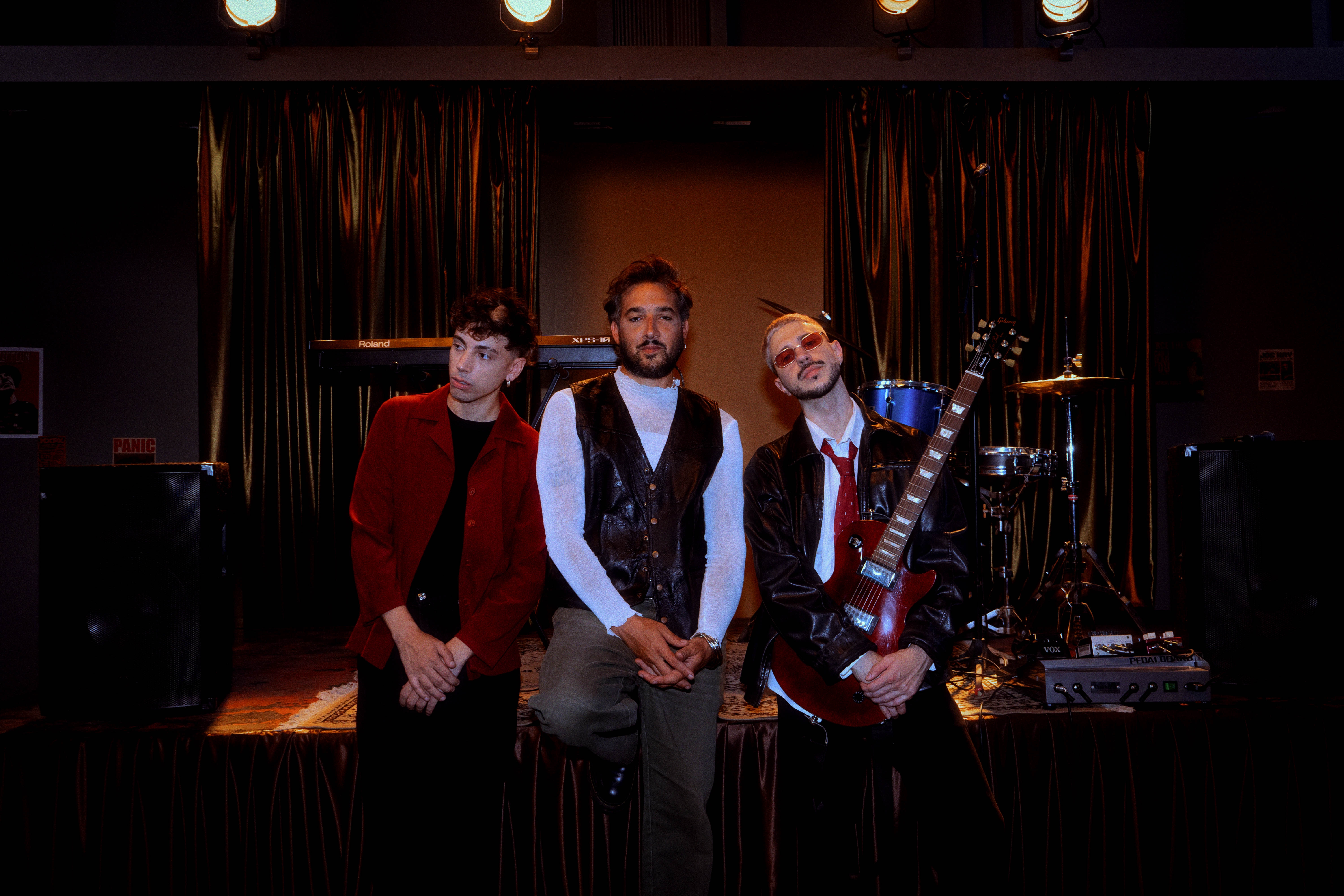 Videotape presenta "La Sangre", su nuevo sencillo junto a Francisca y los Exploradores