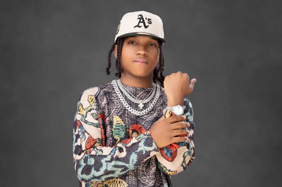 Entrevista a LOMIIEL: "Todav&iacute;a no me creo haber abierto shows de Travis Scott"