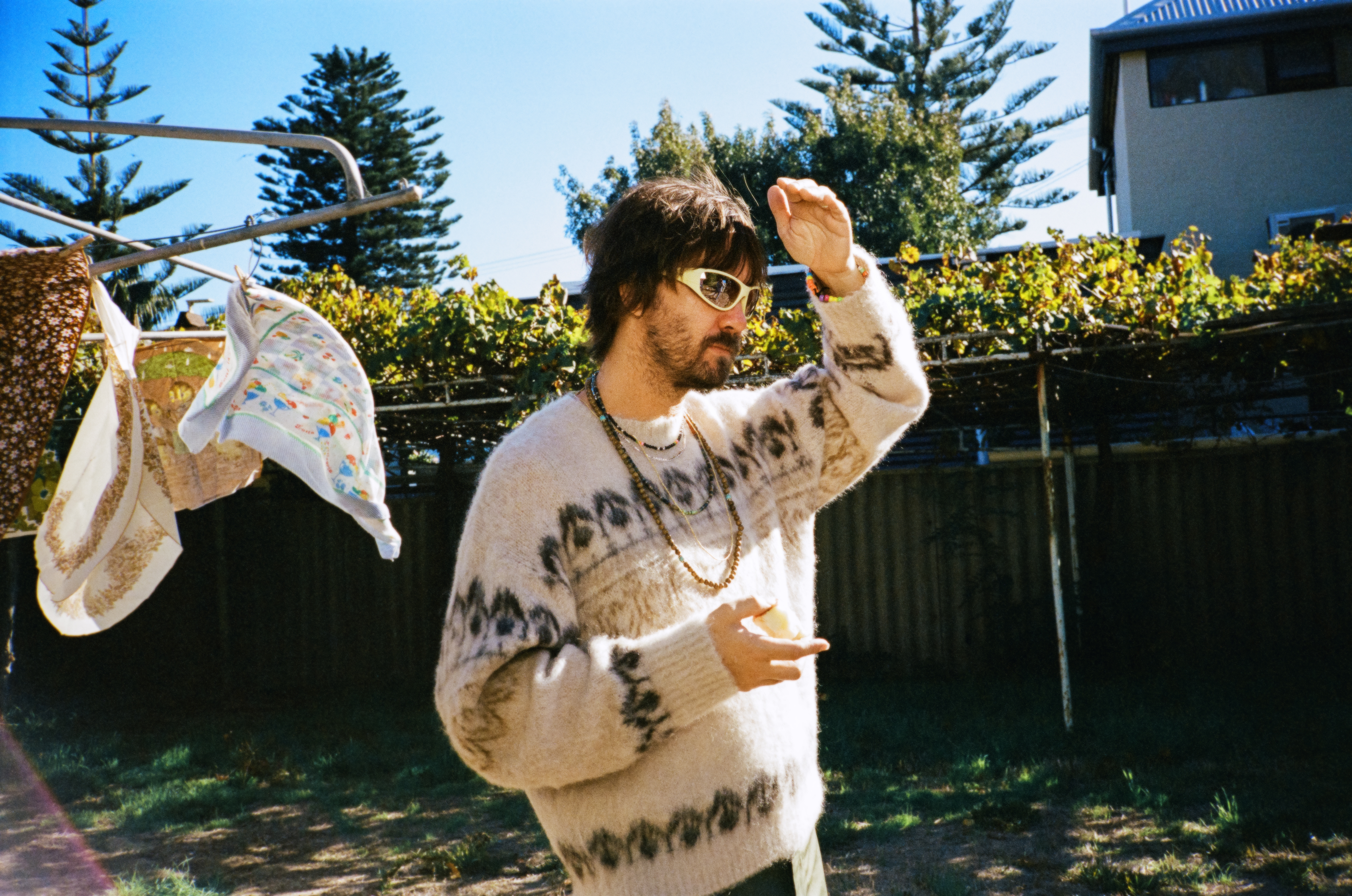 Tame Impala presenta "Deadbeat", su quinto &aacute;lbum de estudio