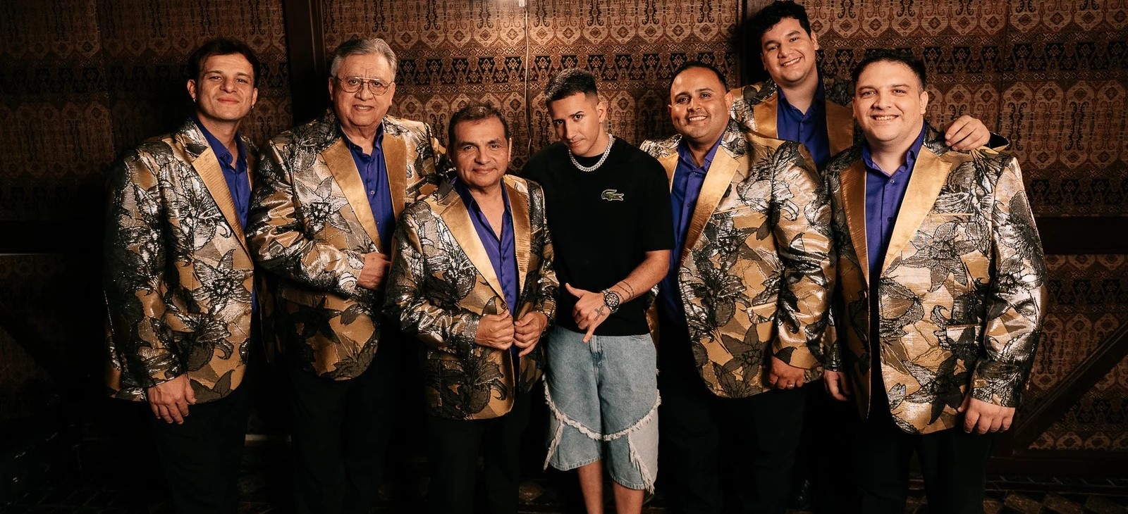 Acceso Total a la grabaci&oacute;n del video de "Mu&eacute;velo" con El Negro Tecla y Los Palmeras: &ldquo;Es el tema del verano&rdquo;