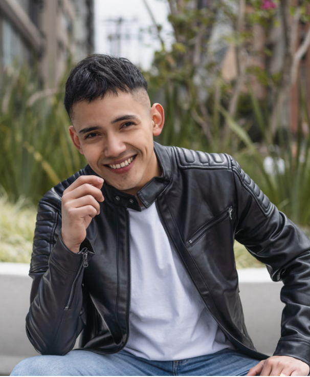 Entrevista a Rub&eacute;n Tuesta: "Voy a intentar meter una canci&oacute;n por mes y en julio se viene show"