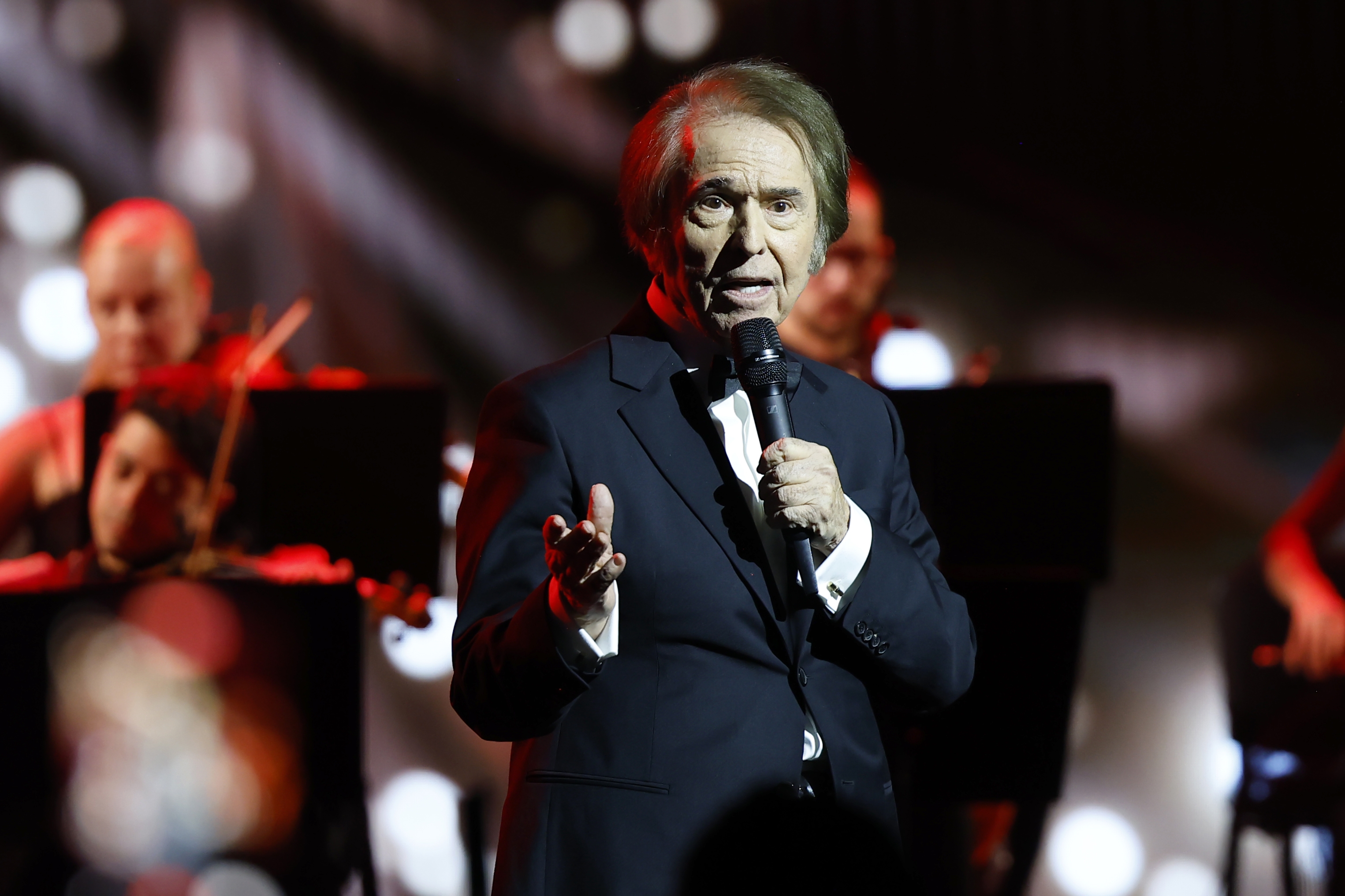 Raphael fue reconocido como Persona del A&ntilde;o por los Latin GRAMMY