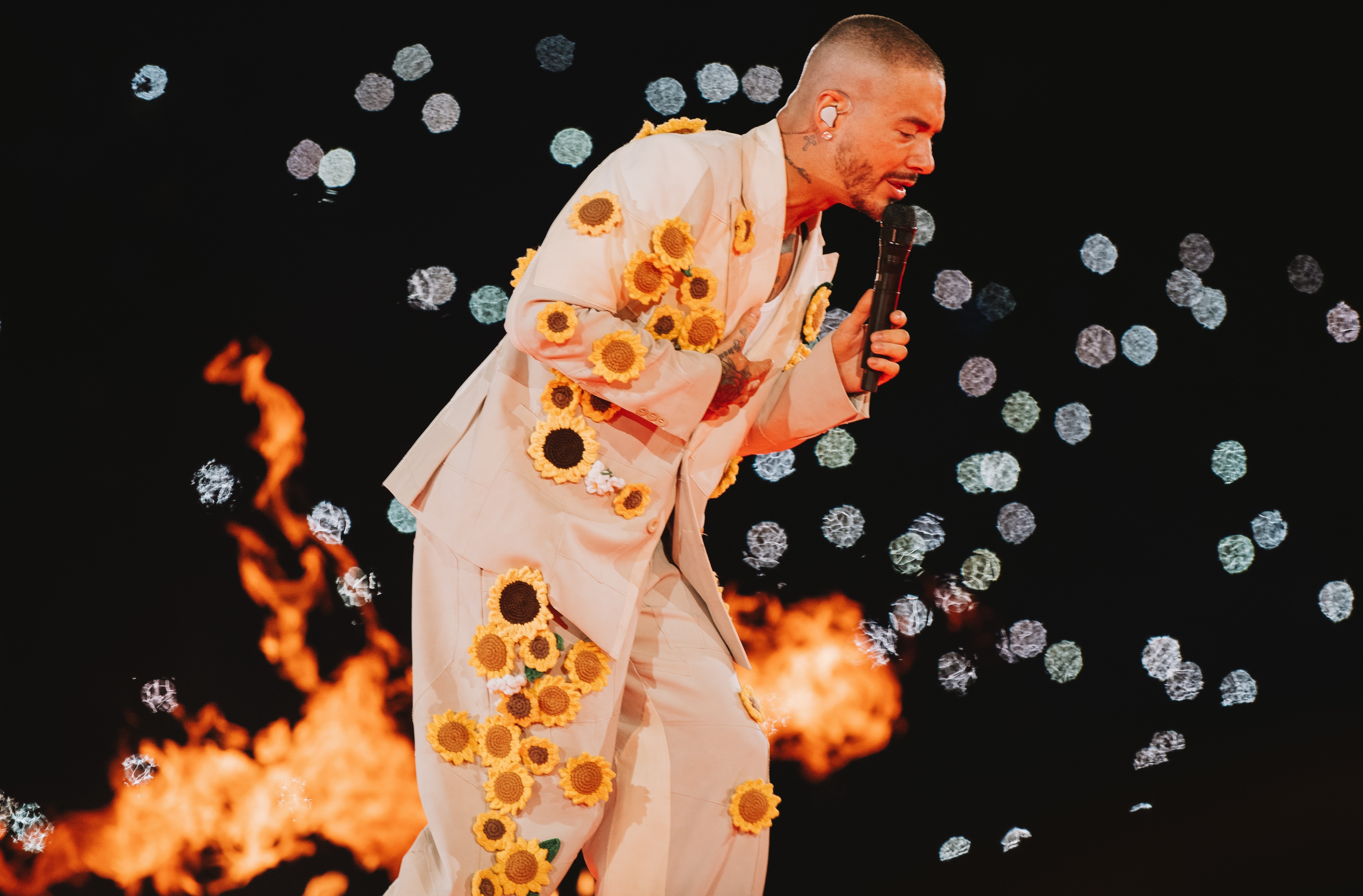 J Balvin convierte su "Ciudad Primavera" en Tour y anuncia nuevas fechas en Colombia