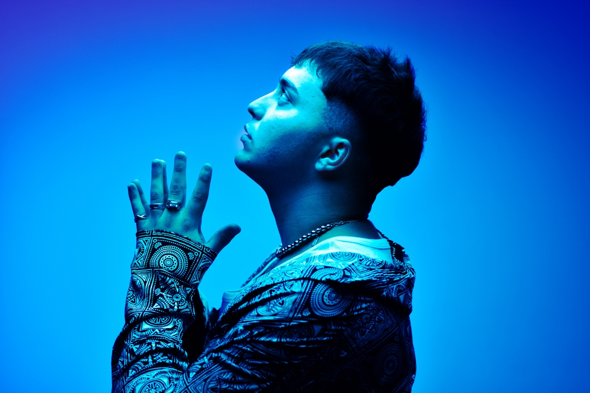 ROGLI, la nueva voz del pop urbano argentino, presenta &ldquo;Disculpame Se&ntilde;ora&rdquo;