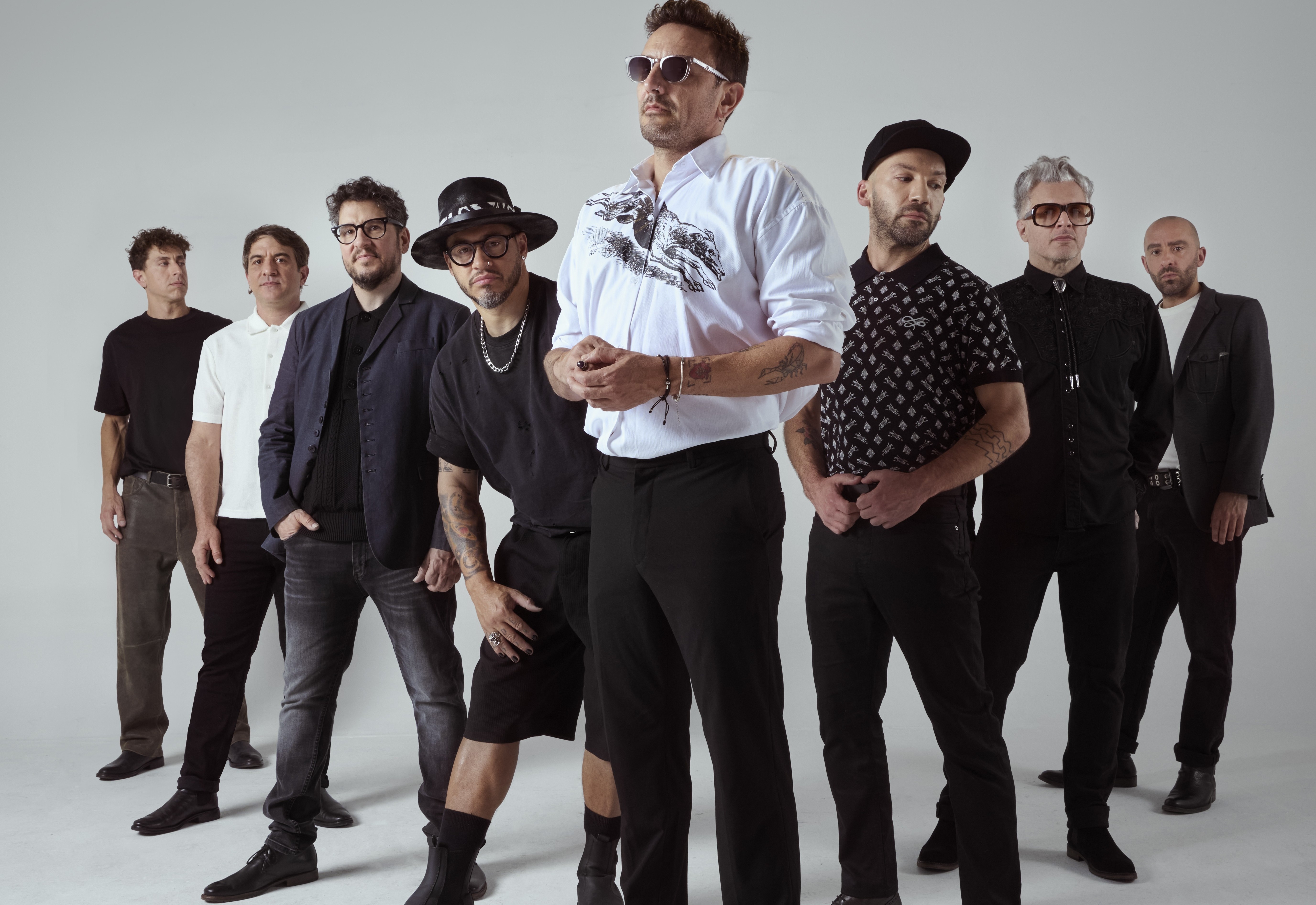 Entrevista a No Te Va Gustar: "Mientras hacíamos el disco, unos cuantos chispazos tuvimos"